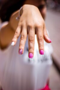 ニキビの隠し方でおすすめのメイクテクニックは？