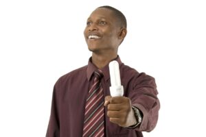 ニキビを潰した後の膨らみを効果的に治す方法は？