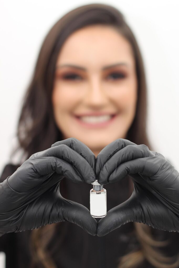 ニキビに悩む人必見の美容皮膚科での化粧品指導とは？