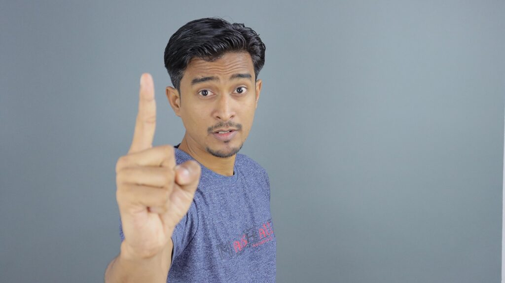 初めて皮膚科でニキビ治療を受ける際のポイントは？