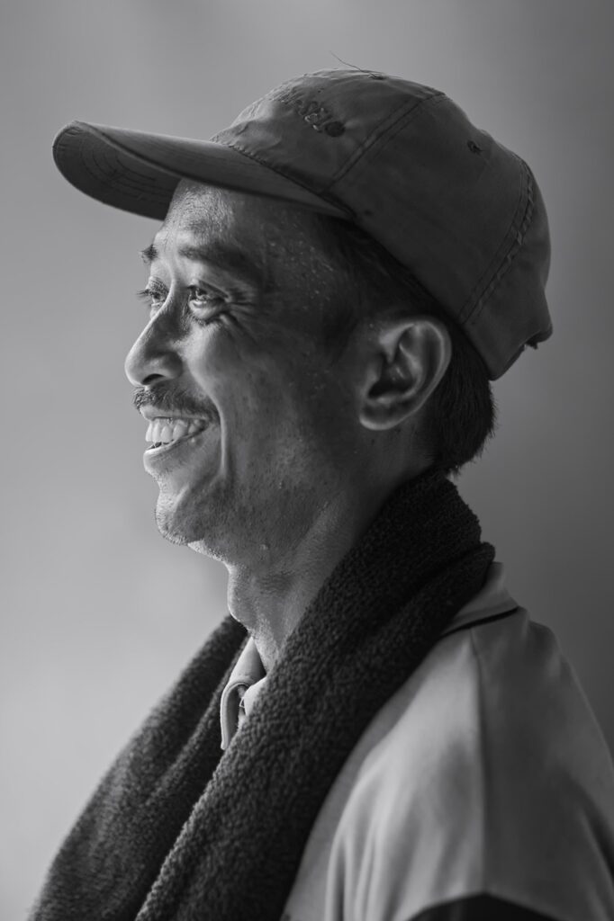 大人のニキビに効果的な美容皮膚科治療は？