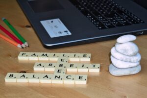 ニキビとホルモンバランスの関係はどうなっているの？