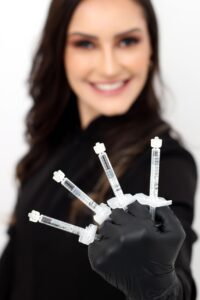 ニキビ治療は美容皮膚科に行くべき人とは？